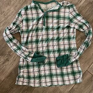 Woman’s little sleepies shirt